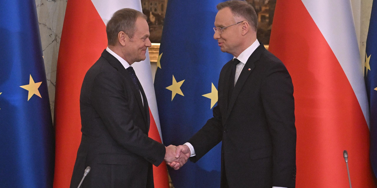 Donald Tusk i Andrzej Duda podczas Rady Gabinetowej.