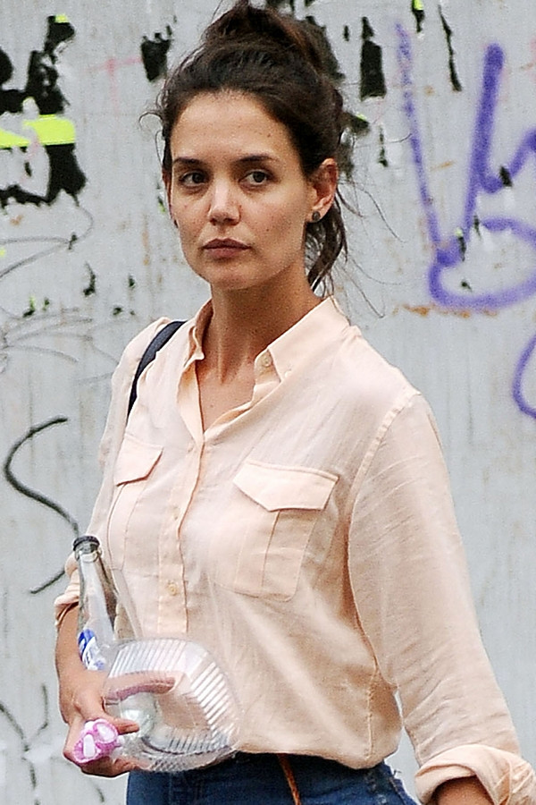 Katie Holmes bez makijażu