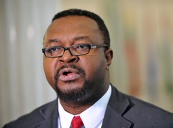 Poseł Godson chce zmieniać żałobę narodową