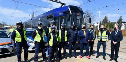 MPK szkoli policjantów. Wielkie manewry w zajezdni!