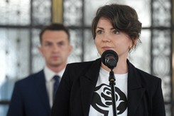 Posłanka PiS do posłanki KO: Założę maseczkę, bo ze Śląska. Będzie wniosek o ukaranie [WIDEO]