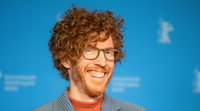 Egy játszótéri pillanatból a Berlinaléig – Sós Bálint Dániel első filmje kényelmetlen kérdéseket tesz fel