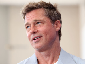 Brad Pitt és barátnője, Ines de Ramon még soha nem néztek ki ilyen jól, pedig csak az utcára léptek ki