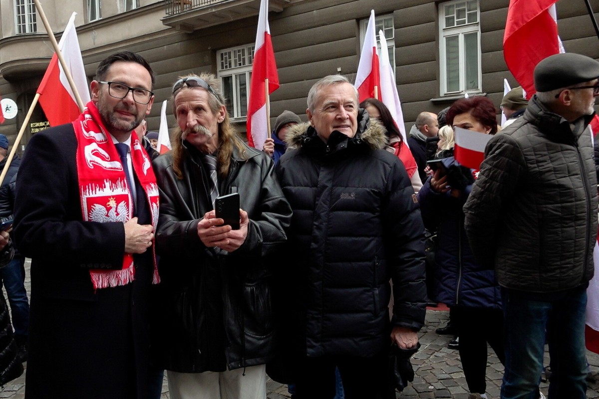 Daniel Obajtek, Piotr Gliński