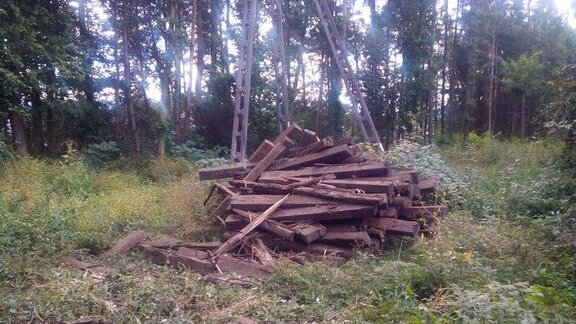 Porzucane podkłady kolejowe w powiecie cieszyńskim