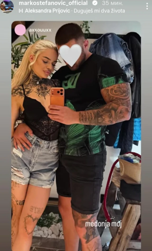 Nije prošlo ni mesec dana od raskida, ON VEĆ GRLI DRUGU: Marko Stefanović šokirao objavom iz lifta, svi kažu da devojka podseća na Sanju (FOTO)