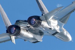 Katastrofa rosyjskiego myśliwca Su-30. Media: Przyczyną katastrofy w Irkucku mógł być...