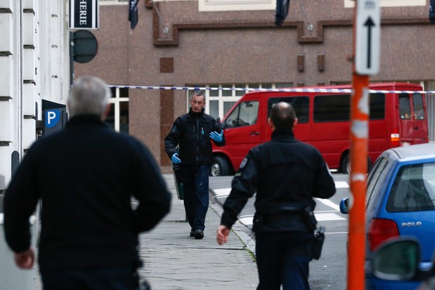 Najwyższy stopień zagrożenia w Brukseli. Nie kursuje metro, odwołano imprezy