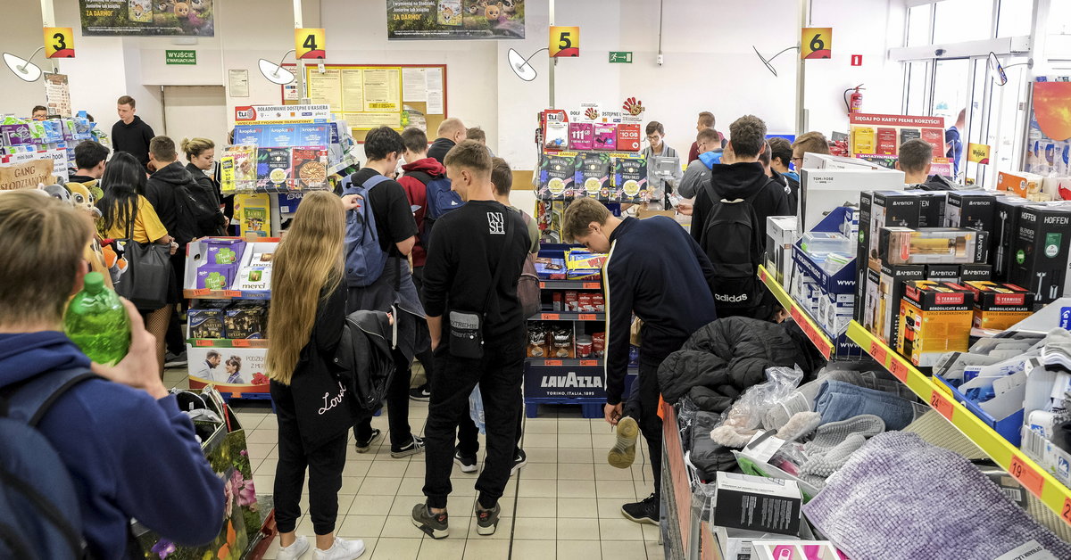 Nueva tendencia en los supermercados polacos.  «Las tiendas son fáciles de subir los precios»