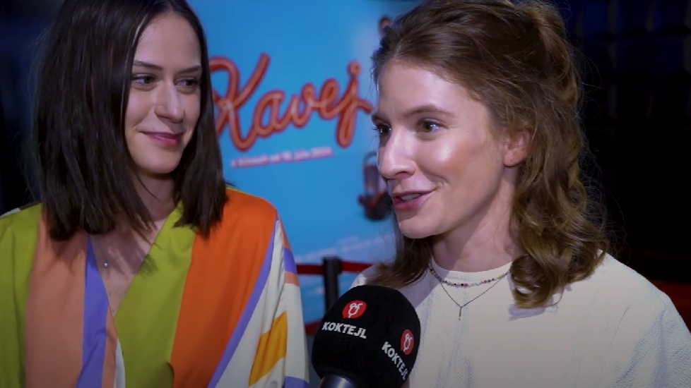 Hviezdy filmu Kavej - Anna Jakab Rakovská a Jana Kovalčiková.