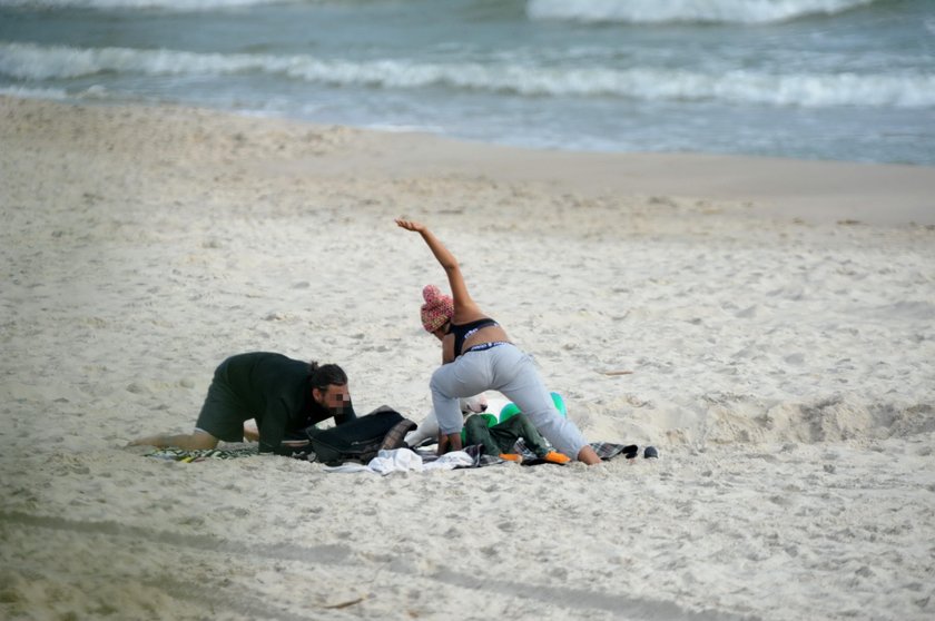 Ola Szwed na plaży