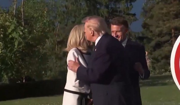 Donald Tramp i Brižit Makron