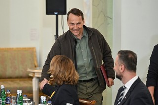 Sikorski pojechał do Kijowa: 'Nad Polskę nadleciało 19 rosyjskich dronów, nad Ukrainę - 400. To nie były pomyłki'