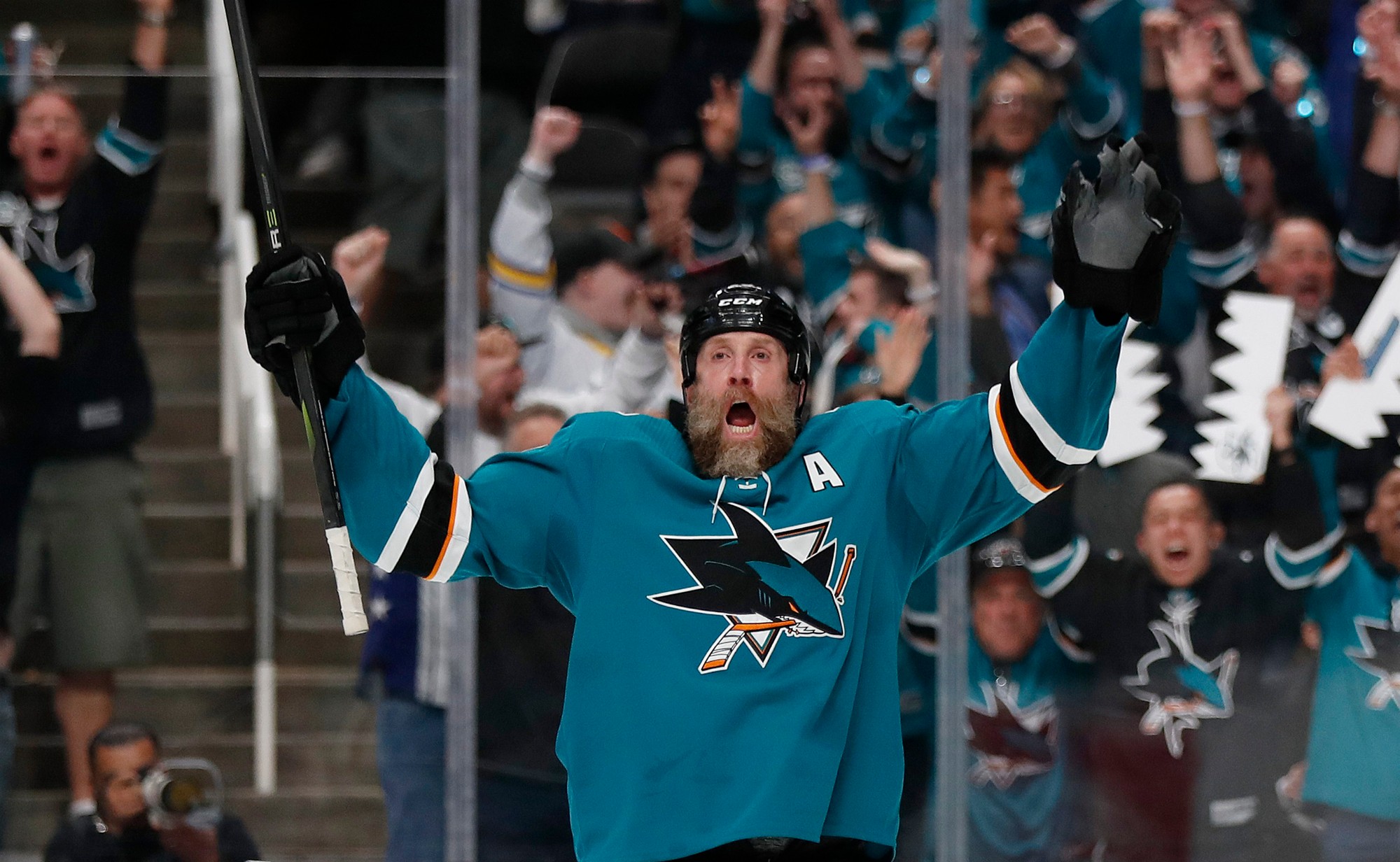 Joe Thornton oficiálne ukončil kariéru v hokejovej NHL.