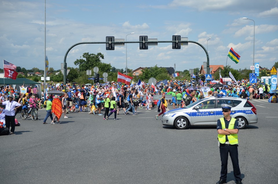 KRAKÓW-BRZEGI ŚDM PIELGRZYMI (pielgrzymi)