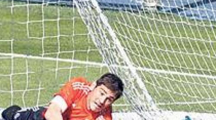 Milan-kapus lesz Casillas?