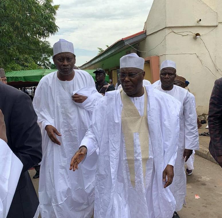 Atiku Abubakar, has met with the members of the peace committee to discuss the things he is not pleased about since the presidential election was held on February 23, 2019. [Instagram/atikulated_1] 