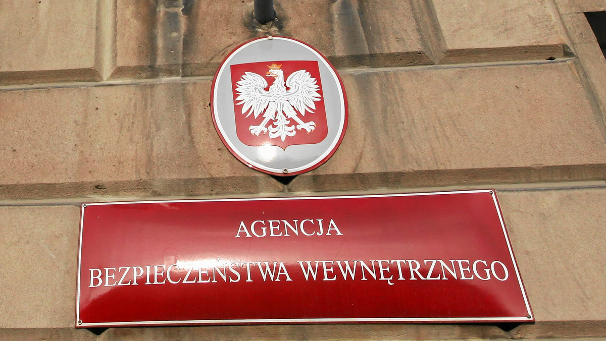 Wczorajsza "Gazeta Wyborcza" informowała, iż ABW zatrzymała dwie osoby podejrzewane o szpiegostwo. Dziś poznaliśmy szczegóły tej sprawy.