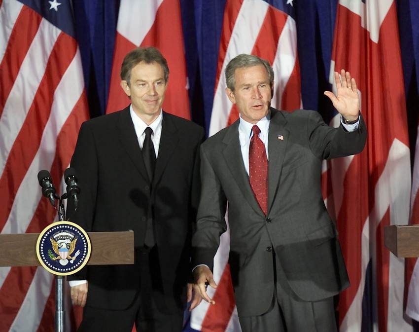 Bler i Buš u Krofordu u Teksasu 6. aprila 2002.