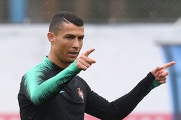 Ronaldo zapłaci 19 mln euro zaległych podatków. Piłkarz uniknie więzienia