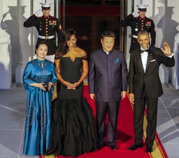 USA zacieśnia stosunki z Chinami? Prezydent Xi Jinping witany armatnimi salwami