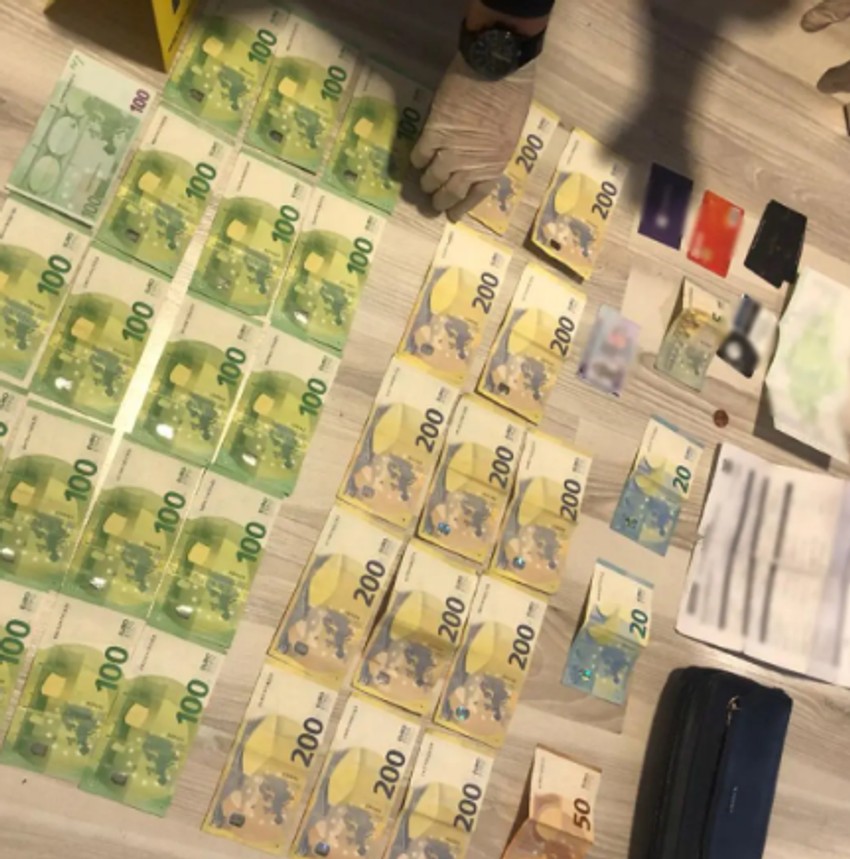 Novac pronađen prilikom pretresa 