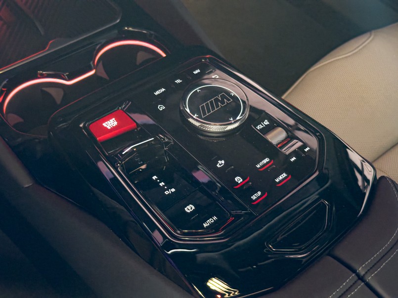 BMW M5 2025