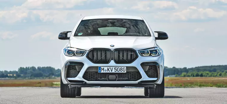 Kompletnie zniszczone BMW X6 M wróciło do żywych i jeździ