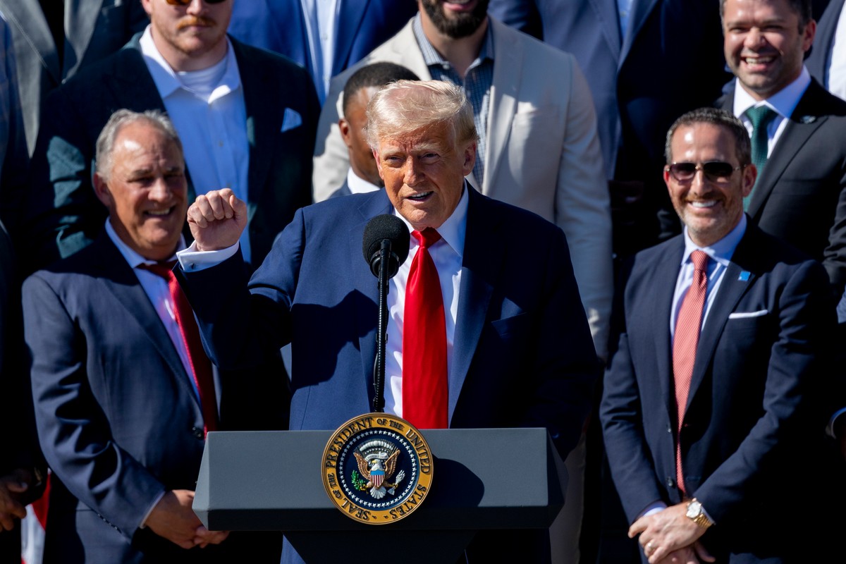 100 dni Trumpa. Jego cła wstrząsnęły rynkami i zburzyły system, a to jeszcze nie koniec