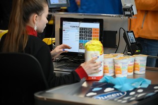 Zawody zagrożone przez AI. Oto 7 profesji, które znikają w 2025 r. według WEF