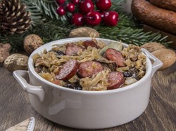 PRZEPIS na świąteczny bigos z grzybami i kiełbasą. Uda się nawet kuchnioopornym!
