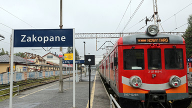 Na odnowiony dworzec w Zakopanem wjechały pierwsze pociągi