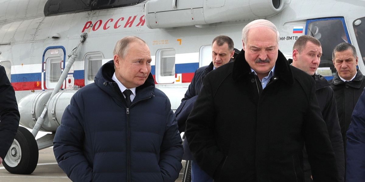 Władimir Putin i Aleksander Łukaszenka odwiedzili we wtorek kosmodrom Wostocznyj