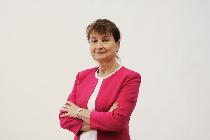 prof. Ewa Straburzyńska-Miga