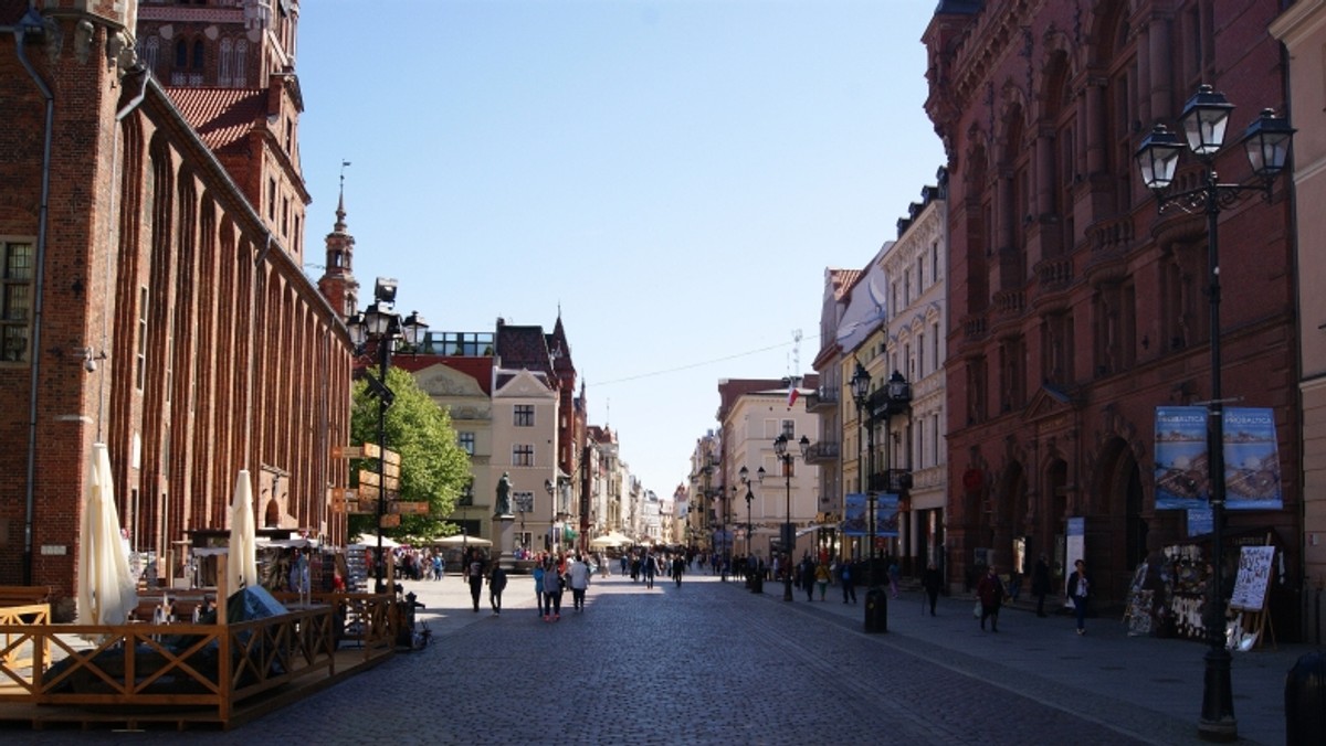 Podczas Prezydenckiej Gali Noworocznej w Toruniu Michał Zaleski ogłosił nominacje: prof. Mariana Filara i muzyka Tomasza Organka - do Piernikowej Alei Gwiazd. Razem z Toruńską Orkiestrą Symfoniczną na scenie zaprezentował się bułgarski tenor Kałudi Kałudow.