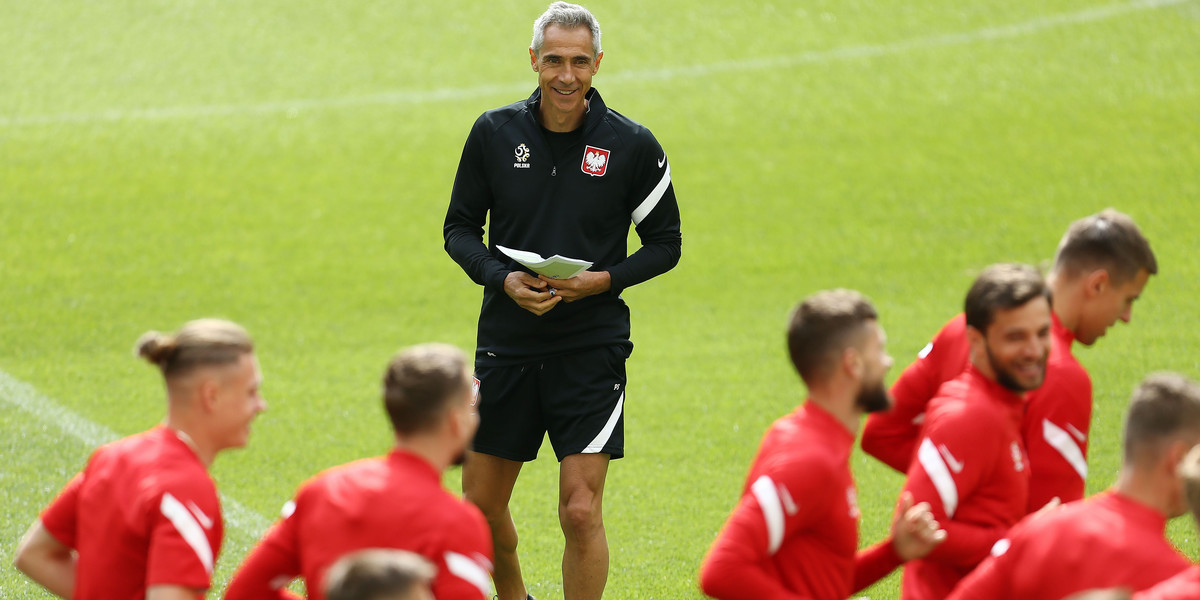 Paulo Sousa otrzymał dobre recenzje od polskich zawodników, ale za granicą uważają go za jednego z najsłabszych trenerów w Euro 2020