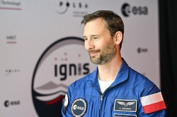 Awaria tuż przed startem. Polak nie poleci dziś w kosmos – SpaceX alarmuje o wycieku
