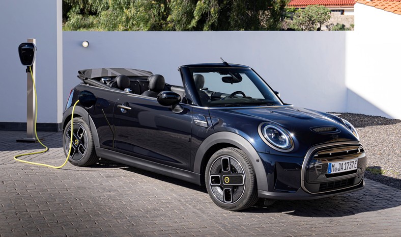 MINI Cooper SE Cabrio (2023 r.)