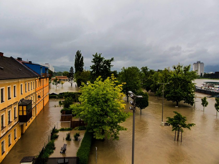 Zniszczenia pogodowe? Kradzież z włamaniem? Tak się przed tym uchronisz!