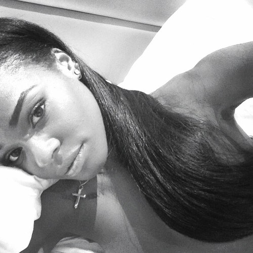 Azealia Banks coraz bardziej rozebrana w sieci