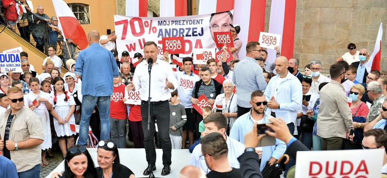 Remis ze wskazaniem na prezydenta. NAJNOWSZY SONDAŻ DGP i RMF FM