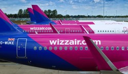 Wizzair długo nie poleci do ZEA i Jordanii. Co mogą zrobić podróżni?