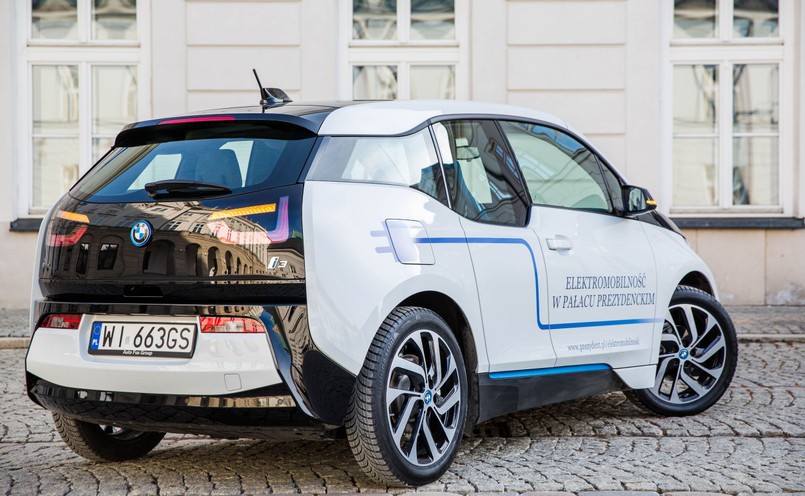 BMW i3