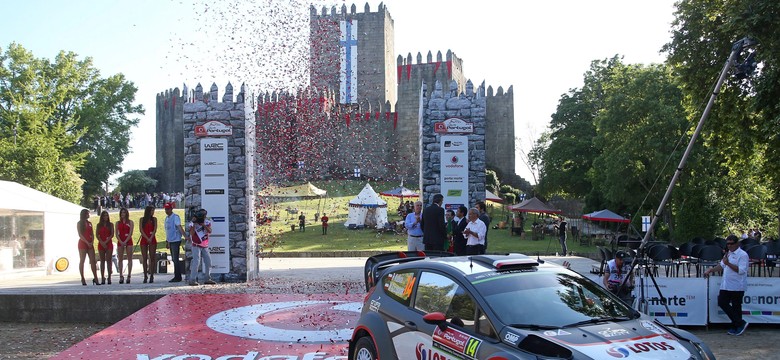 Rajd Portugalii: Latvala prowadzi. Kubica dziesiąty