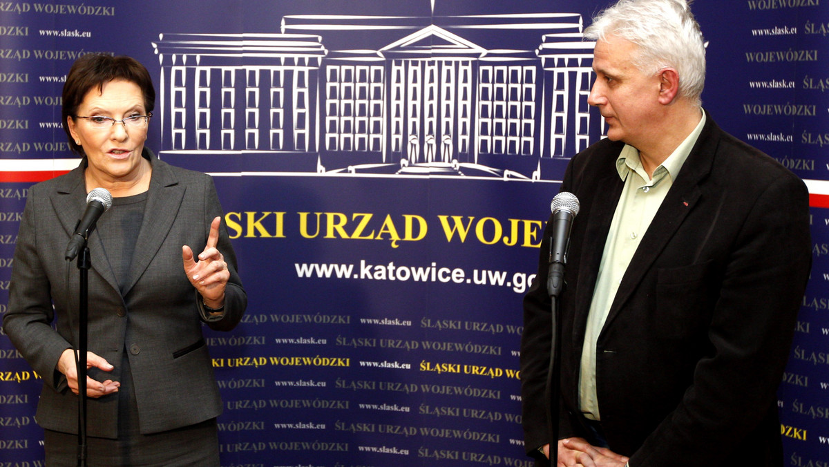 Powstanie tzw. Nowej Kompanii Węglowej zakłada m.in. podpisane w sobotę po południu w Katowicach porozumienie w sprawie planu naprawczego dla Kompanii Węglowej. Podpisały je strona rządowa i górnicze związki zawodowe.