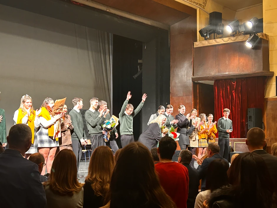 Predstava "Društvo mrtvih pesnika" učenika gimnazije "Stevan Sremac" iz Niša