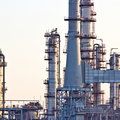 Arabia Saudyjska zatrzęsła cenami ropy. Odpowiada na zarzuty o wspieranie Rosji