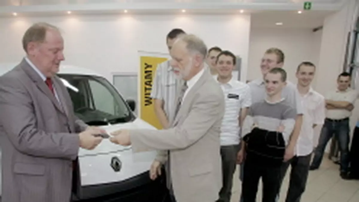 Renault: patronacka klasa w Warszawie