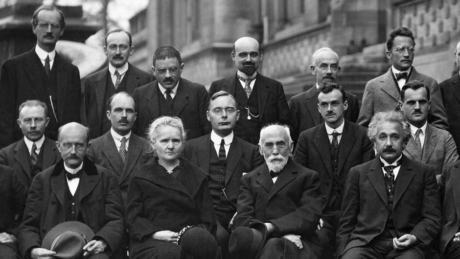 Uczestnicy Piątego Kongresu Solvaya, 1927 r.