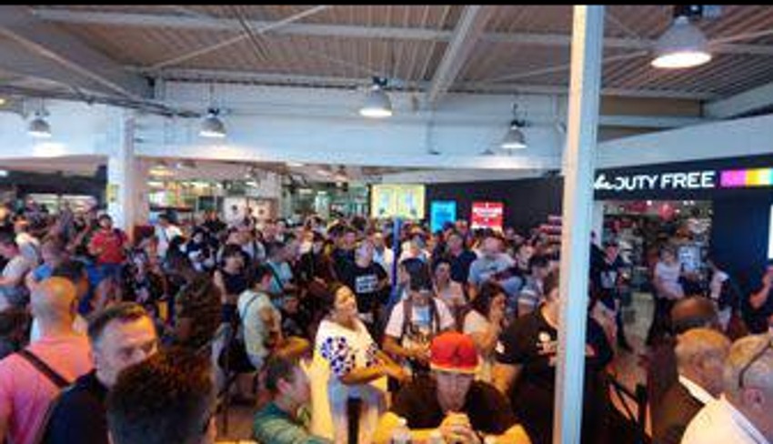 Putnici zabrinuto čekaju rasplet situacije